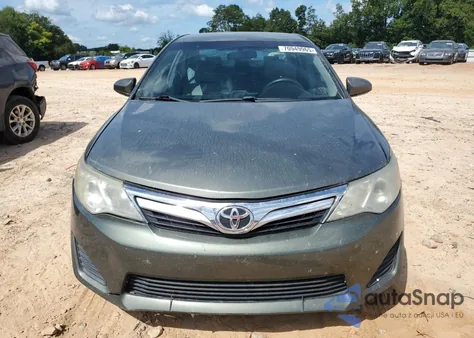 2012 Toyota Camry Base z USA, uszkodzony, nr VIN 4T1BF1FK2CU514351